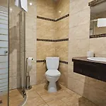 Gosciniec Jurajski Hotel *
