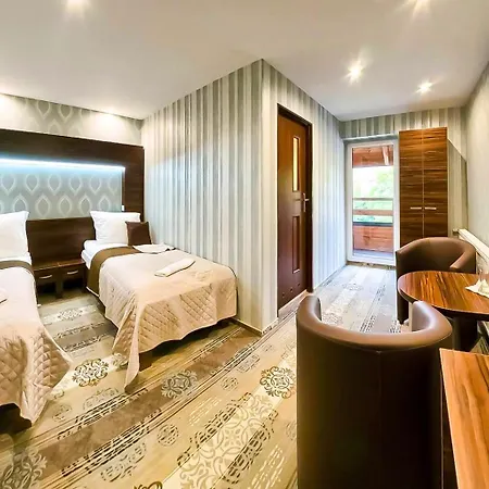 Gosciniec Jurajski מלון *