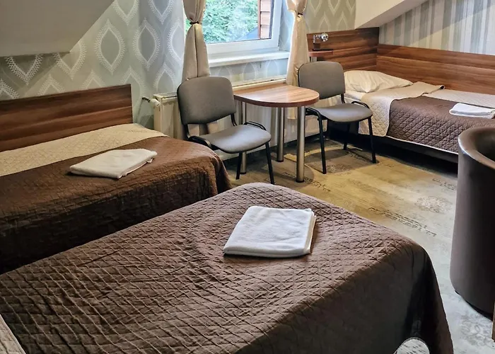 Gosciniec Jurajski Zarki